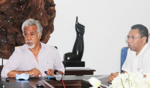 Xanana (karuk) no Samuel (loos)