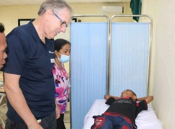 Doutor espesialista sira husi Austrália fo tratamentu ba labarik sira iha HNGV, iha loron 1 to&#039;o 11 abril, tinan ne&#039;e. Foto:Media HNGV.