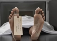 Pasiente neebe mate hatoba hela iha sala mortuariu. Foto:Dok.