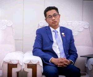 Vise-Primeiru Ministru Koordenadór Asuntu Sosiál no Ministru Dezenvolvimentu Rural no Habitasaun Komunitária, Mariano ASSANAMI Sabino entrevista husi Media Nasional no International sira iha China. FOTO: Media G Vise-PM