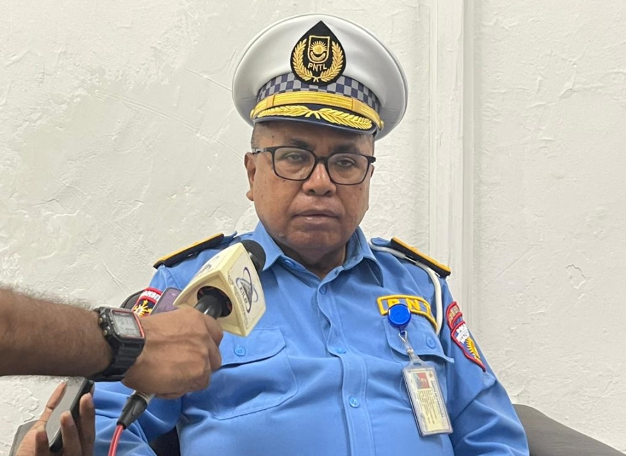 Marsu hahú operasaun:Utilizador motór eletriku tenke iha karta kondusaun