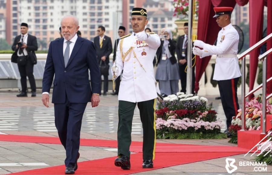 Prezidente Brazil Lula To’o Ona Iha Malaizia Partisipa Seremonia Adezaun TL ba ASEAN