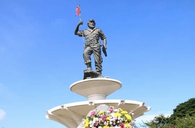 Estatua Nikolau Lobato. Foto:INDEPENDENTE.