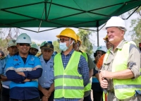 Ministru Petróleu no Rekursus Minerais, Francisco da Costa Monteiro vizita área konsesaun ba explorasaun maganesiu husi Estrella Murak Rai Lda-EMR, Maina I, Lautem. FOTO: Media MPRM.