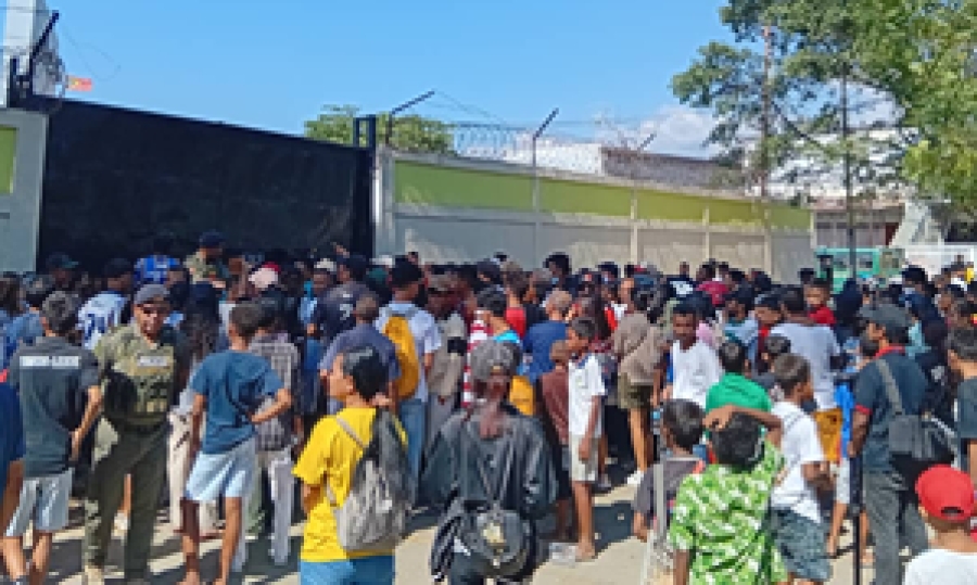 Adeptus Sira ho entuziasmu hein atu Harame Abertura jogu Desportiva CPLP Timor-Leste kontra portugal