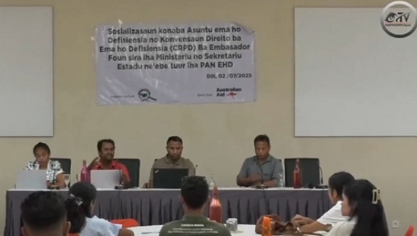 Organizasaun Sosiedade Sivil Core Group Transparancy Timor-Leste sosializa asuntu ema ho defisiénsia no mós konvensaun direitu ba ema ho defisiénsia ba Governu no Embaixadór foun sira, iha Timor-Leste, ne&#039;ebe realiza iha Salaun Tower Fatuhada, Dili, (02/07/25). Foto; INDEPENDENTE