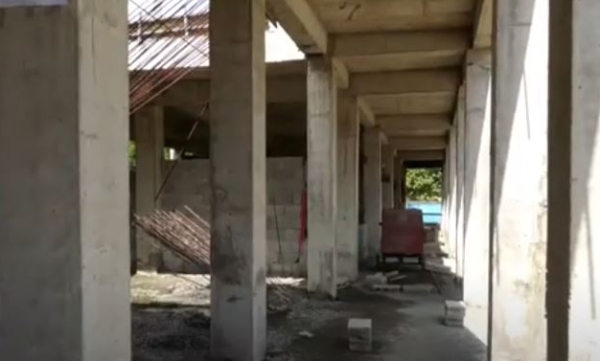 Prosesu konstrusaun Eskola Sekundaria Jerál 05 de Maio, Bekora, Dili, ne’ebé dadauk ne’e paradu hela. Foto:INDEPENDENTE.