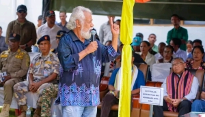 Primeiru Ministru, Kay Rala Xanana Gusmão  halo dialogu ho Autoridade Lokal no Populasaun sira, iha Munisipiu Manufahi. FOTO: Media G-PM