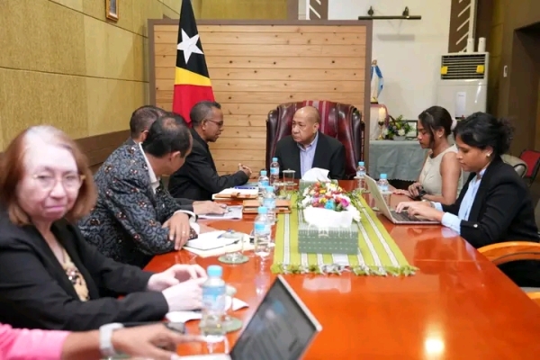 Prezidénsia Konsellu Ministrus, Agio Pereira, hala’o sorumutu ho Komisaun Funsaun Públika. FOTO: Media G-MPCM/ 