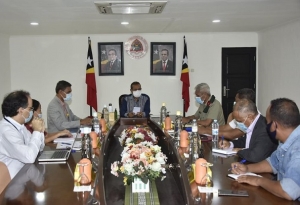 PM, Taur Matan Ruak halo reuniuan ho ekipa SIGC, Iha Gabineti PM. Foto: Media Gab. PM