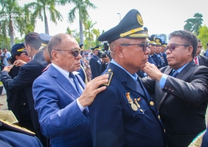 Iha 27 Marsu, horseik, membru Polisia Nasionál Timor-Leste na’in 2.747 hetan ona promosaun diviza tranzitoriu, iha ambitu selebrasaun aniversariu PNTL ba tinan 25. Foto:Media PNTL.