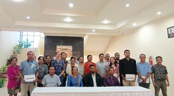  Ministra Solidariedade Sosial no Inkluzaun hamutuk ho Dirijente sira hala’o konferensia imprensa hodi lansa prosesu rekollamentu dadus ba ema ho problema ben estar sosial, iha teritoriu laran tomak. Konferensia imprensa ne’e realiza iha Edifisiu MSSI, Kaikoli, Dili, Kuarta (22/10/25). Foto:INDEPENDENTE/Ilda da Costa