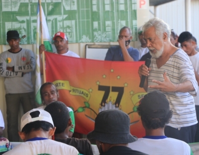 Presidente Partidu CNRT, Xanana Gusmao akompanha kandidatu PR, Jose Ramos Horta halo kampanha iha Hudi Laran Dili, kuarta (02/3) . Foto Independente.